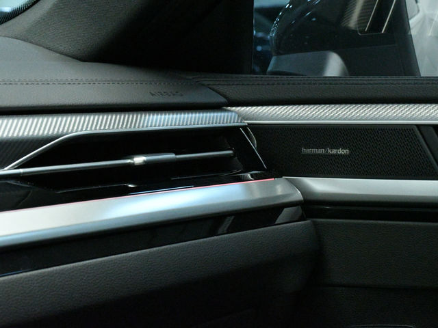 Volkswagen Arteon Fastback 330 TSI R-Line  第18張相片