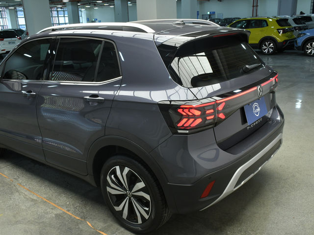 Volkswagen T-CROSS 230 Tech  第4張相片