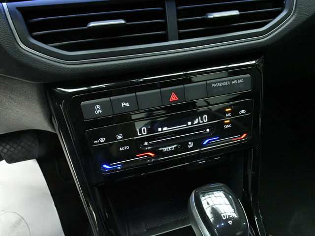 Volkswagen T-CROSS 230 Tech  第14張相片