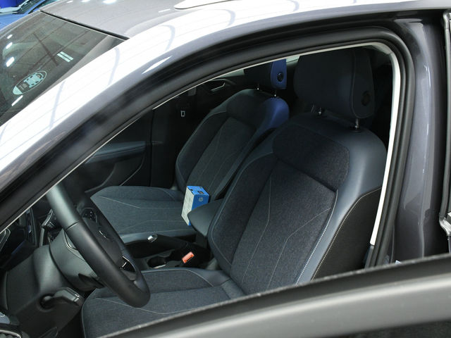 Volkswagen T-CROSS 230 Tech  第15張相片