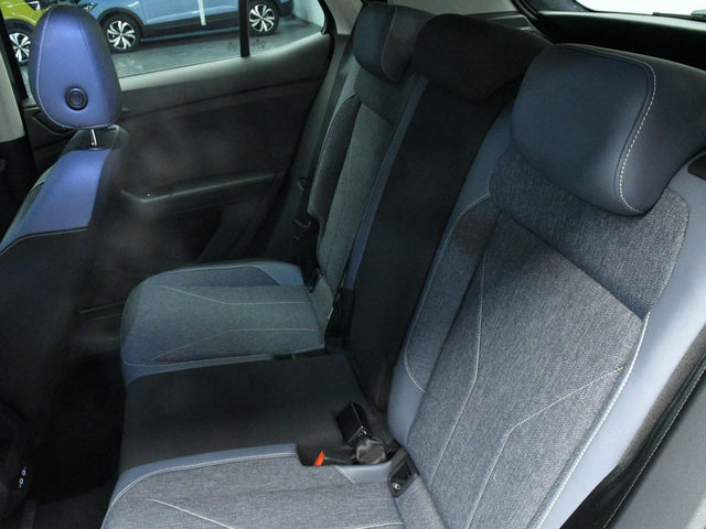 Volkswagen T-CROSS 230 Tech  第16張相片