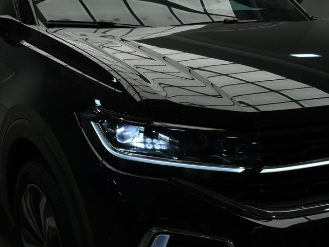 Volkswagen T-CROSS 230 Tech  第5張相片