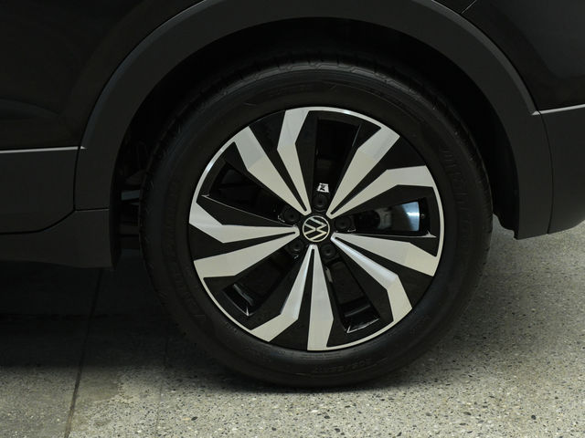 Volkswagen T-CROSS 230 Tech  第8張相片