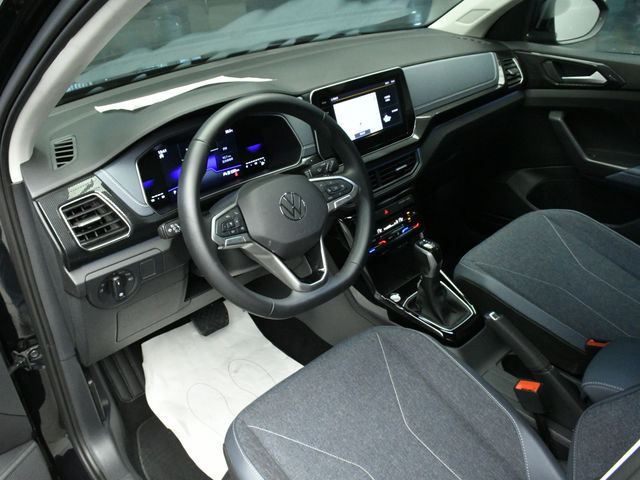 Volkswagen T-CROSS 230 Tech  第15張相片