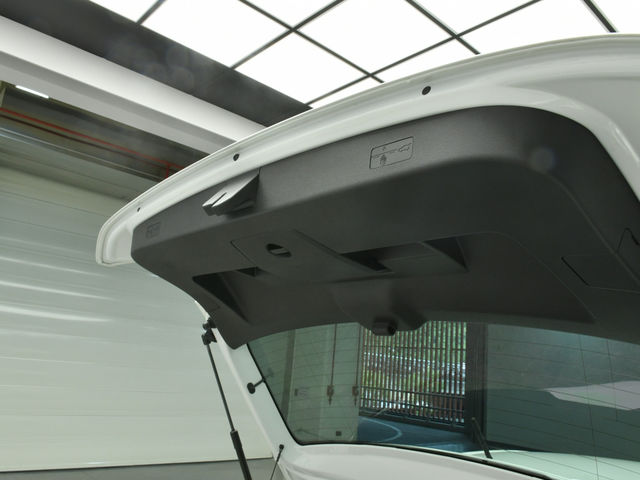 Volkswagen Polo 230 TSI Tech  第8張相片