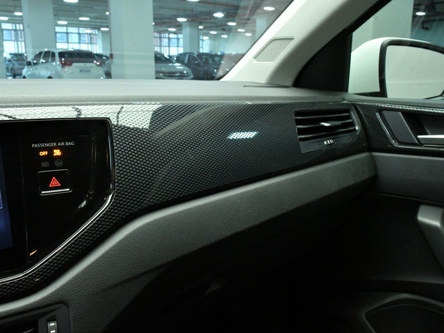 Volkswagen Polo 230 TSI Tech  第16張相片