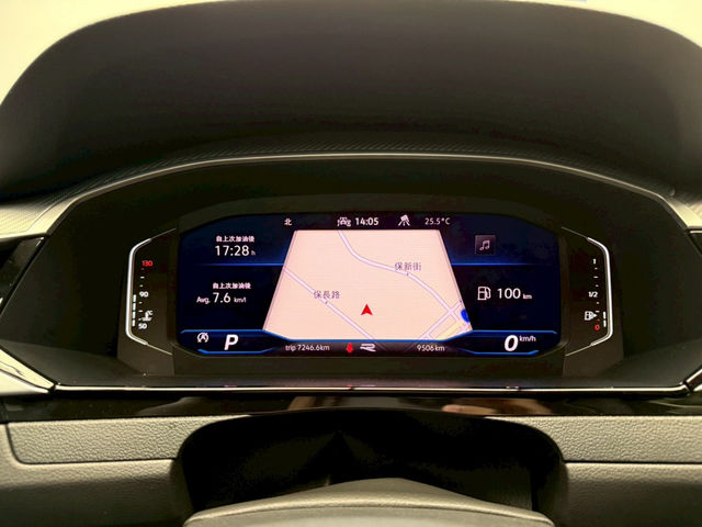 Volkswagen Arteon Fastback 330 TSI R-Line  第9張相片