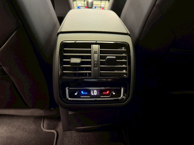 Volkswagen Arteon Fastback 330 TSI R-Line  第13張相片