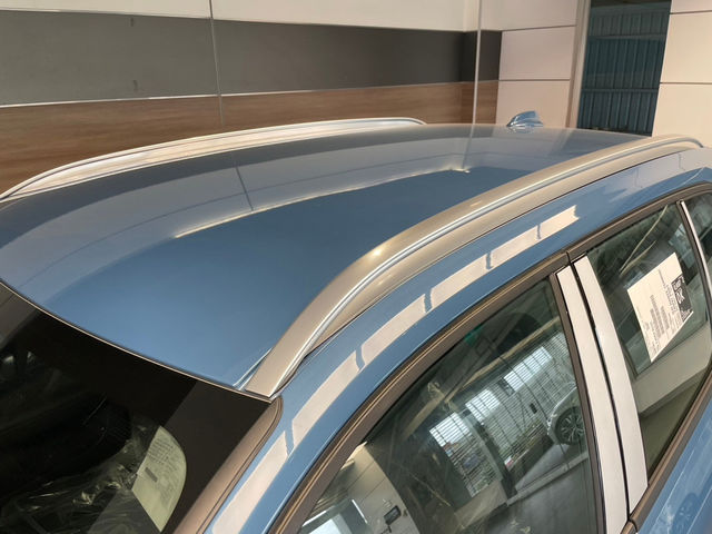 VOLVO XC40 Plus T2  第12張相片