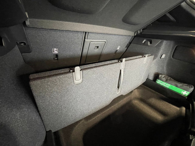 VOLVO XC40 Plus T2  第23張相片