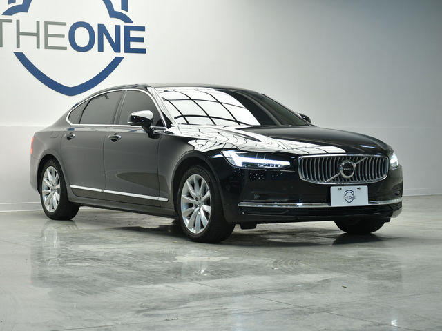 VOLVO S90 B4 Momentum  第1張相片