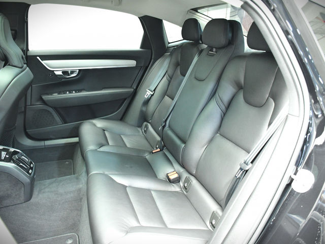 VOLVO S90 B4 Momentum  第9張相片