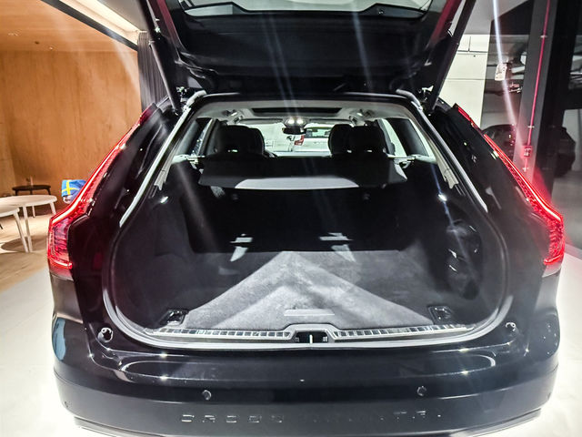 VOLVO V90CC B5 Ultimate  第13張相片