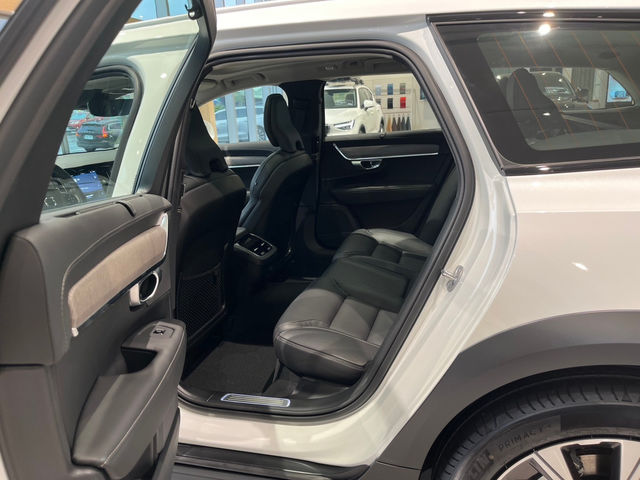 VOLVO V90CC B5 Ultimate  第22張相片