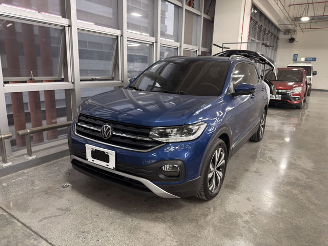 Volkswagen T-CROSS 230 Tech  第1張相片