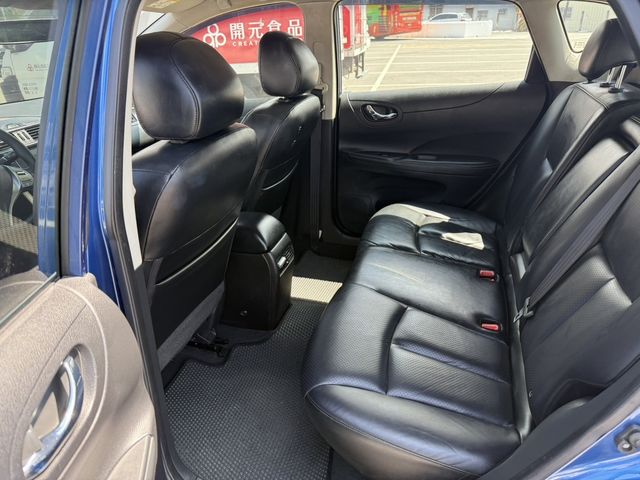 NISSAN日產 TIIDA  第5張相片