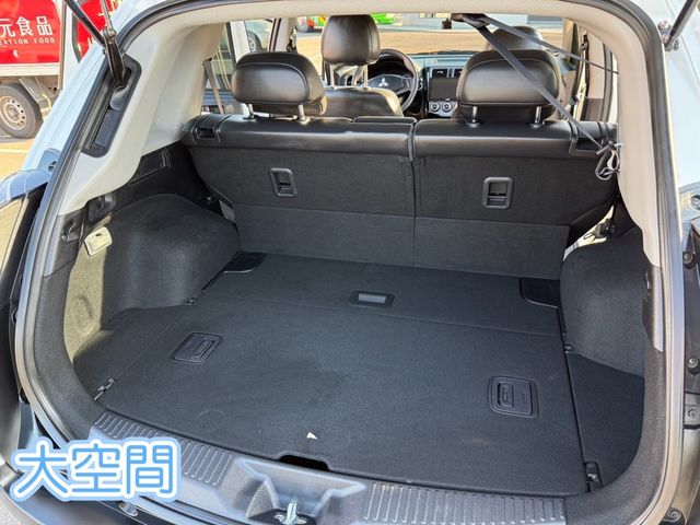 MITSUBISHI三菱 COLT PLUS  第6張相片