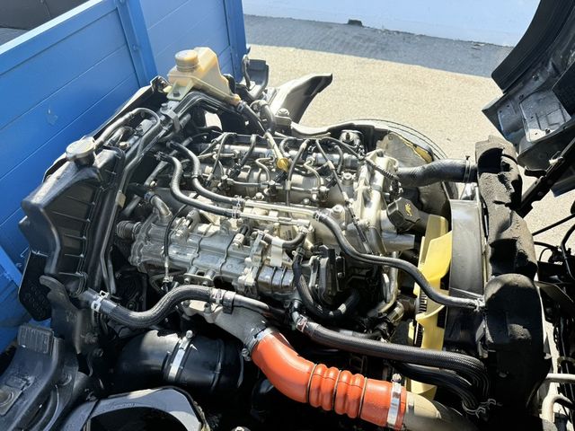 MITSUBISHI三菱 CANTER  第8張相片