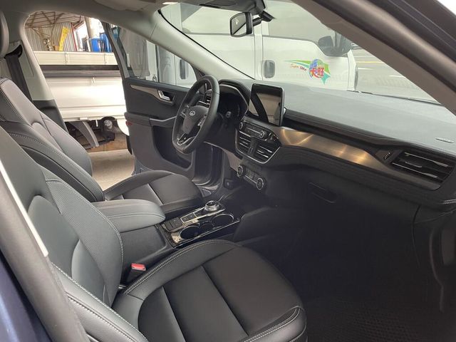 FORD福特 KUGA  第7張相片