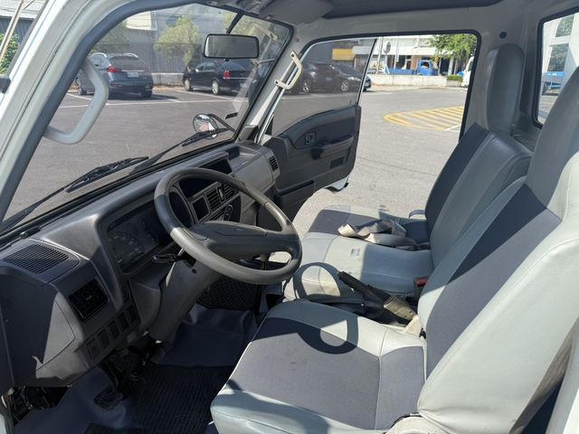 FORD福特 ECONOVAN  第5張相片