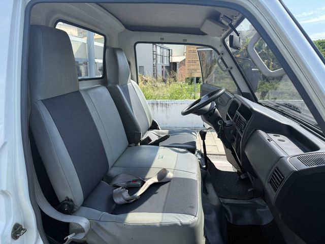 FORD福特 ECONOVAN  第6張相片