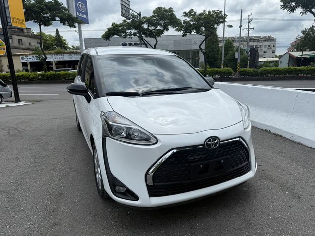 TOYOTA豐田 SIENTA  第2張相片