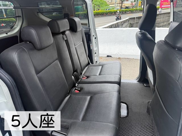 TOYOTA豐田 SIENTA  第7張相片