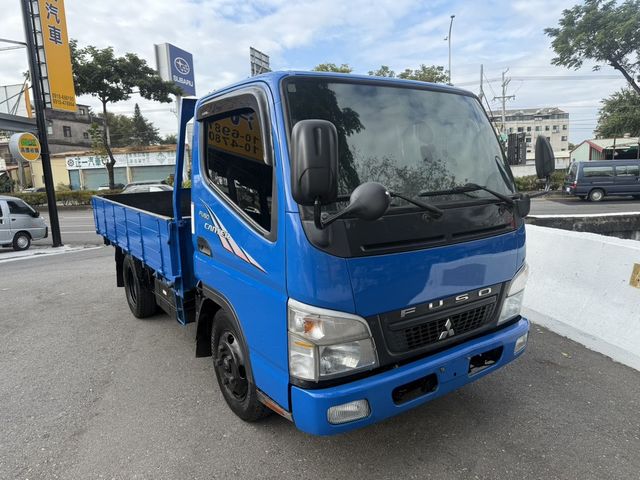 MITSUBISHI三菱 CANTER  第2張相片