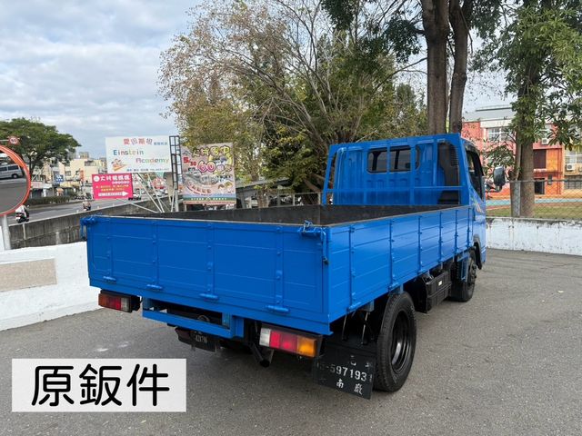 MITSUBISHI三菱 CANTER  第3張相片