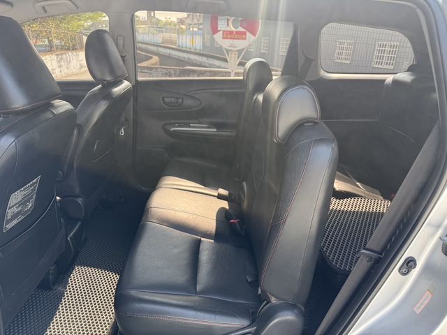 TOYOTA豐田 WISH  第5張相片