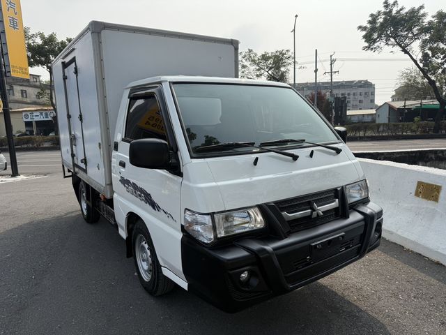 MITSUBISHI三菱 DELICA  第2張相片