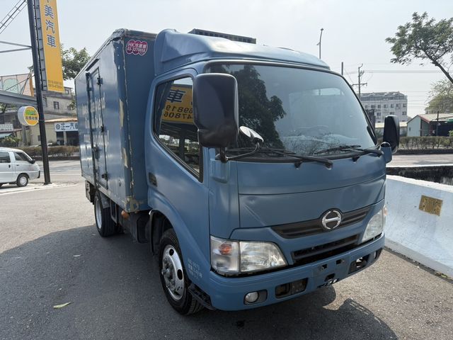 HINO日野 300  第2張相片