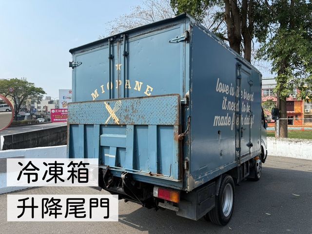 HINO日野 300  第3張相片