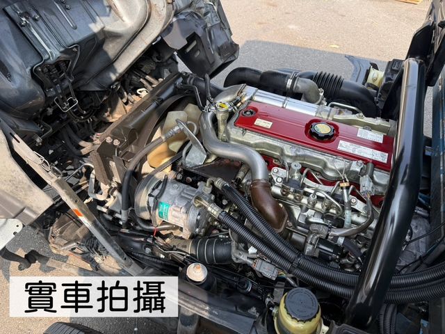 HINO日野 300  第6張相片