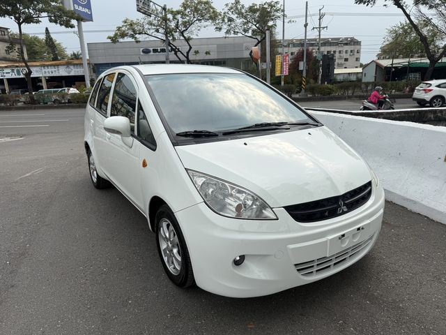 MITSUBISHI三菱 COLT PLUS  第2張相片
