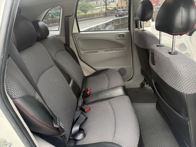 MITSUBISHI三菱 COLT PLUS  第7張相片