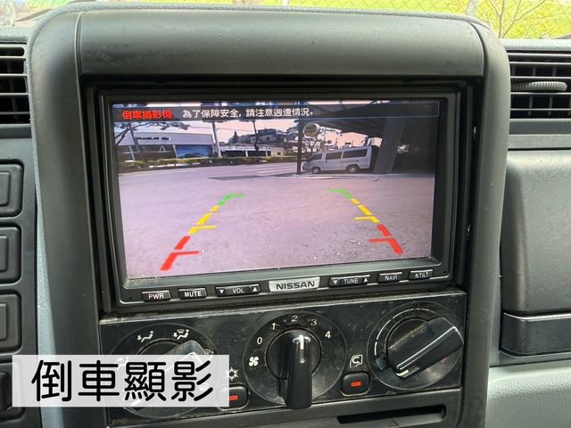 MITSUBISHI三菱 CANTER  第10張相片