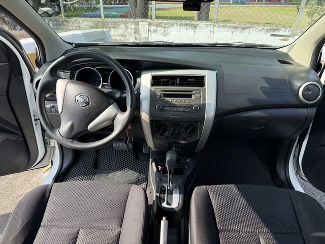 NISSAN日產 LIVINA  第9張相片