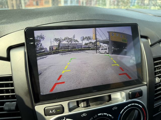 TOYOTA豐田 INNOVA  第13張相片