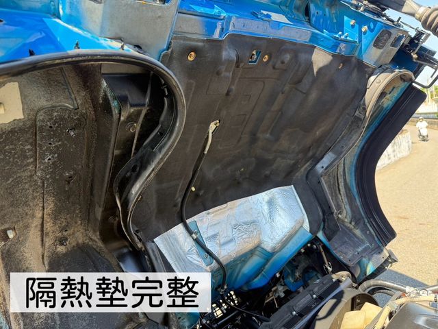 MITSUBISHI三菱 CANTER  第9張相片