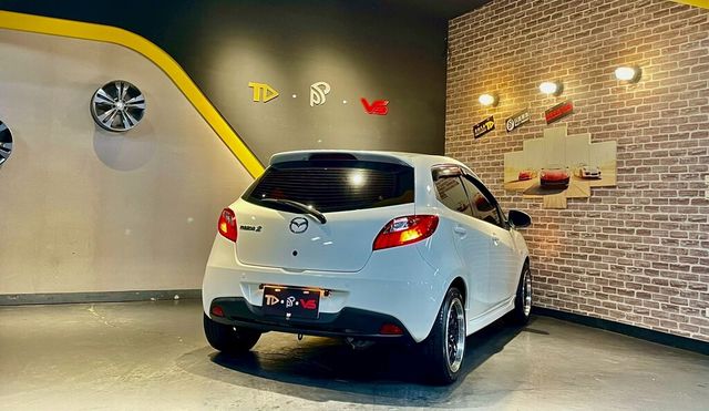 MAZDA馬自達 MAZDA 2  第2張相片