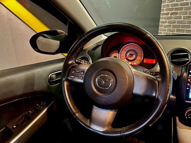 MAZDA馬自達 MAZDA 2  第10張相片