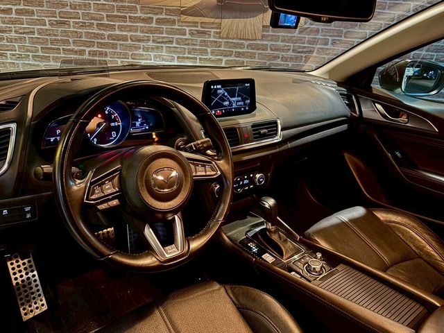 MAZDA馬自達 MAZDA 3  第8張相片