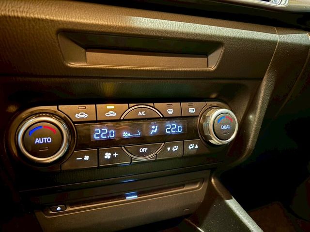 MAZDA馬自達 MAZDA 3  第15張相片