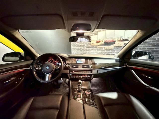 BMW寶馬 520D  第8張相片