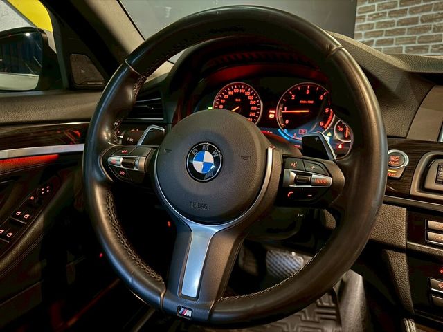 BMW寶馬 520D  第11張相片