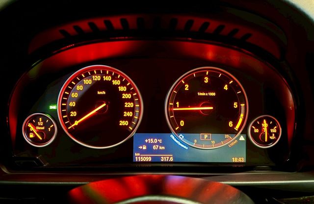 BMW寶馬 520D  第12張相片