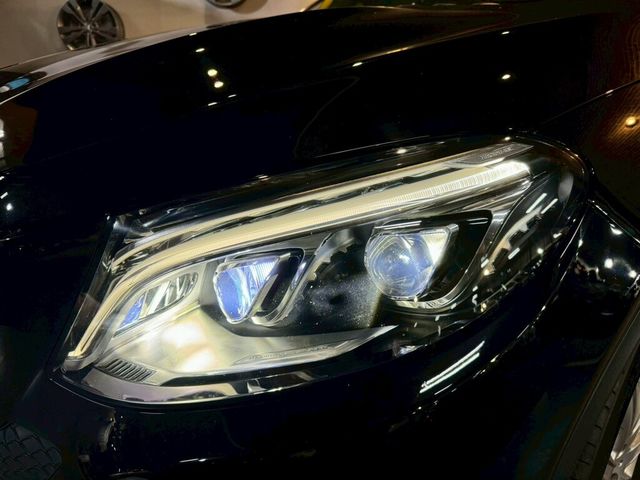M-BENZ賓士 GLE350D  第5張相片