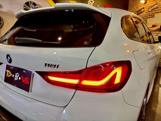 BMW寶馬 118I  第6張相片
