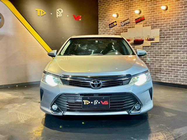 TOYOTA豐田 CAMRY  第3張相片